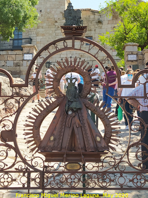 Reja del Santuario - Reja del Santuario. 