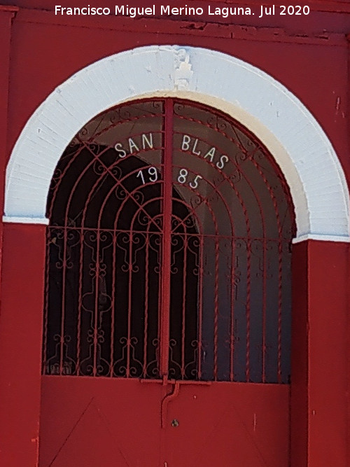Ermita de San Blas - Ermita de San Blas. Reja con a�o 1985