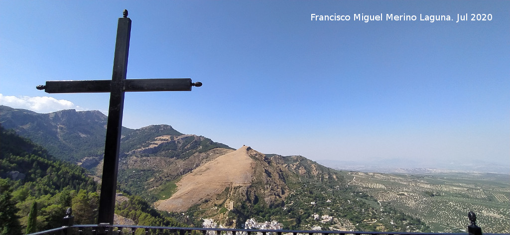 Cruz de la Ermita de la Virgen de la Cabeza - Cruz de la Ermita de la Virgen de la Cabeza. 