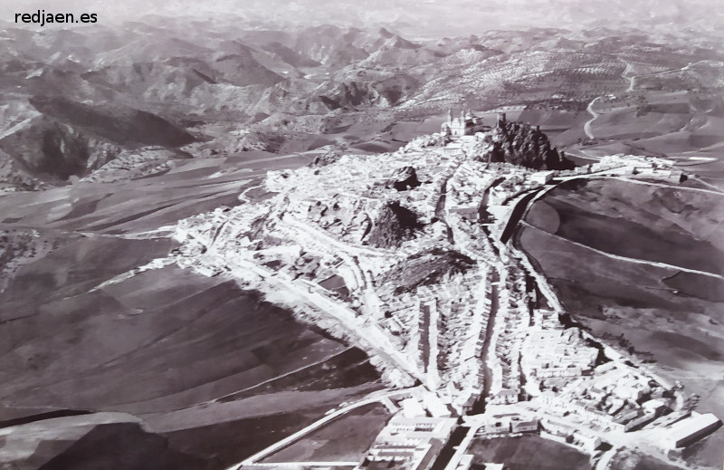 Historia de Olvera - Historia de Olvera. Foto a�rea antigua
