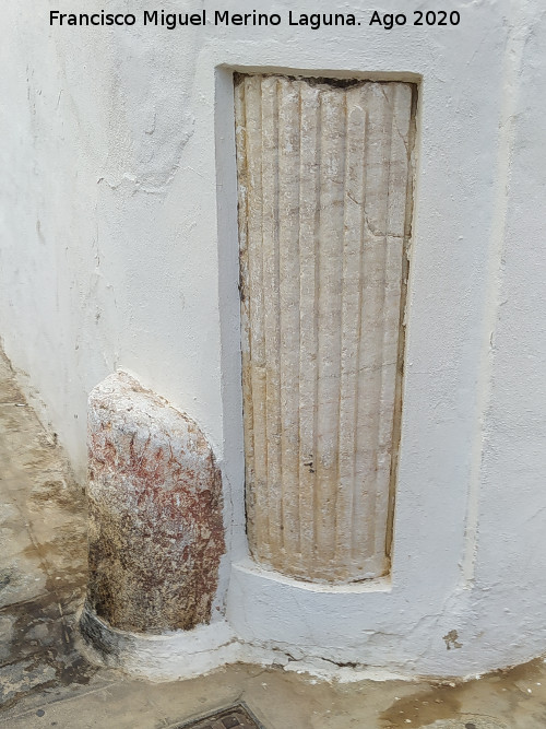 Casa de la Calle Fern�n Caballero n� 10 - Casa de la Calle Fern�n Caballero n� 10. Columna