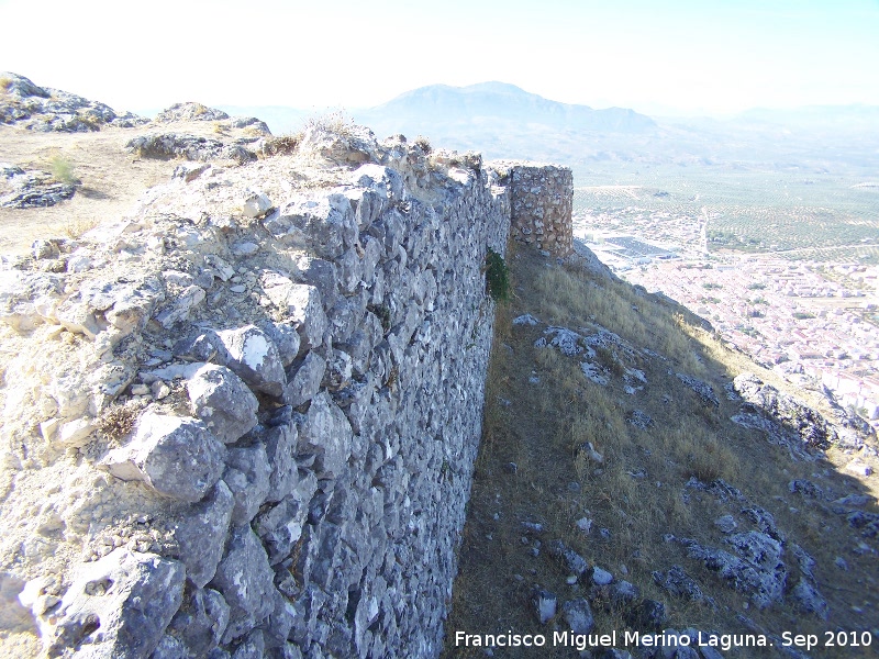 Castillo de la Pea. Muralla Oeste - Castillo de la Pea. Muralla Oeste. Segundo lienzo