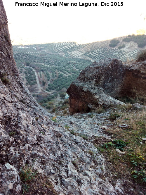 Castillo del Caballo - Castillo del Caballo. Altura desde el aljibe de la Cuna del Rey