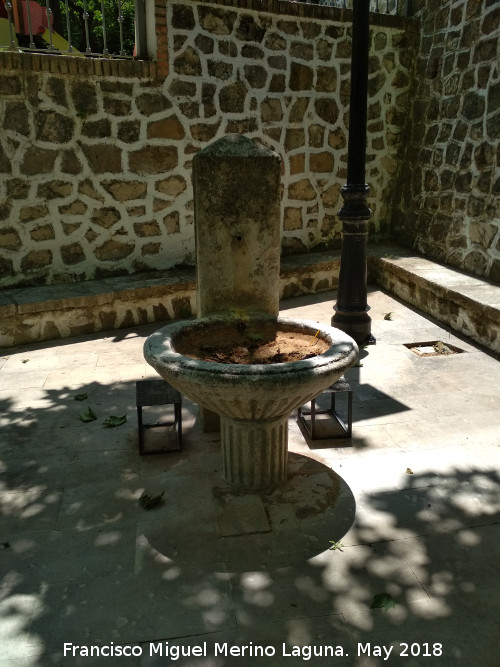 Fuente de Cnava - Fuente de Cnava. 