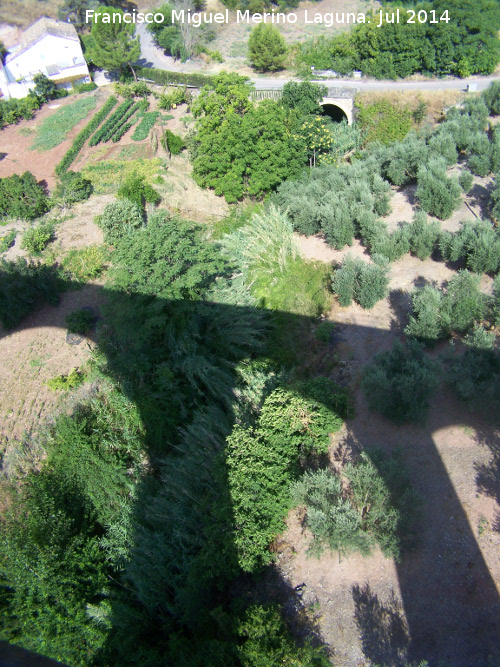 Viaducto de Gtar - Viaducto de Gtar. Sombra