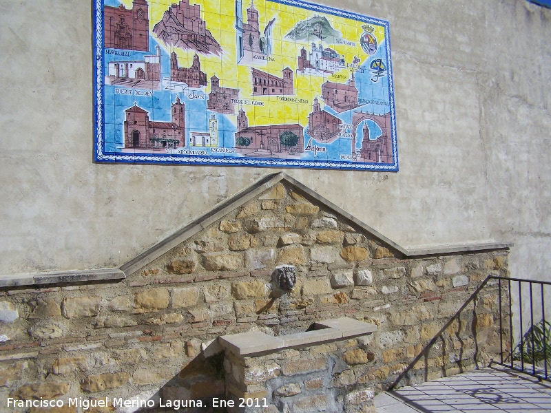 Mirador Concejal Cristino Gonzlez Gmez - Mirador Concejal Cristino Gonzlez Gmez. Mural de azulejos y pilarillo