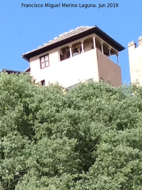 Alhambra. Torre del Peinador de la Reina - Alhambra. Torre del Peinador de la Reina. Desde el Molino del Rey Chico