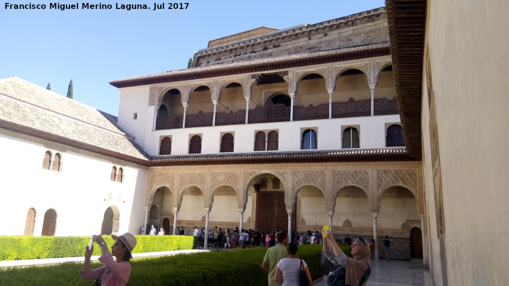 Alhambra. Patio de los Arrayanes - Alhambra. Patio de los Arrayanes. 