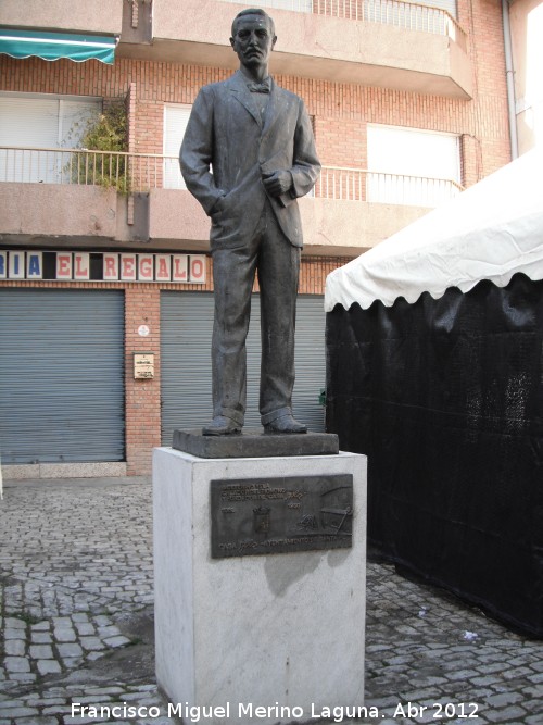 Monumento a Ceferino Ysla - Monumento a Ceferino Ysla. 