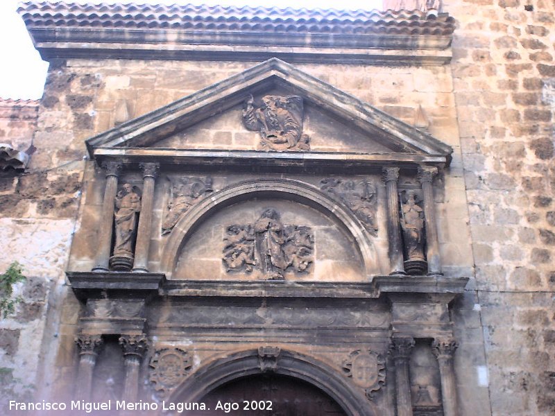 Iglesia de la Asuncin - Iglesia de la Asuncin. Frontn renacentista