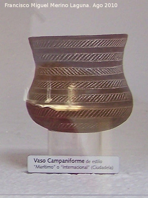 Los Millares. Ciudadela - Los Millares. Ciudadela. Vaso campaniforme