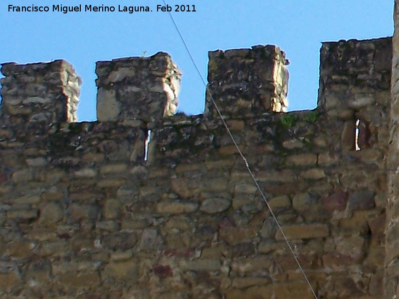 Saetera - Saetera. Almenas con saeteras. Castillo de Lopera