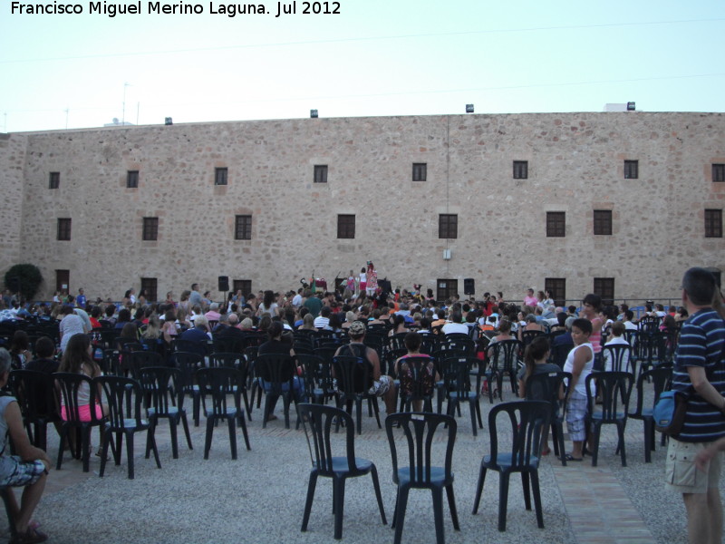 Castillo de Santa Pola - Castillo de Santa Pola. Patio de Armas