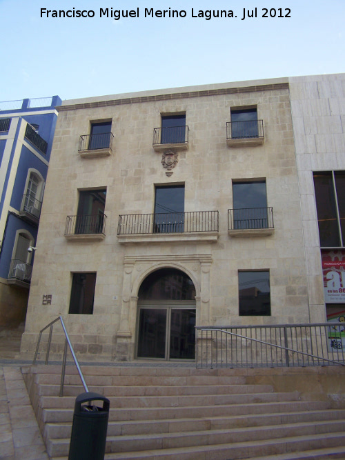 Casa de La Asegurada - Casa de La Asegurada. 