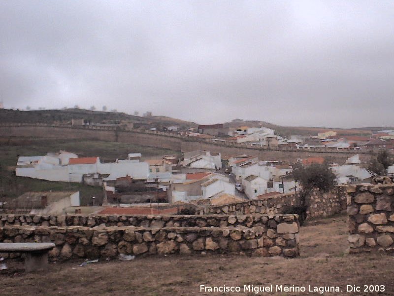 Muralla - Muralla. Muralla Sur desde el pueblo