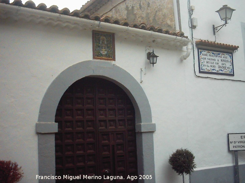 Ermita de la Virgen de la Zarza - Ermita de la Virgen de la Zarza. Portada