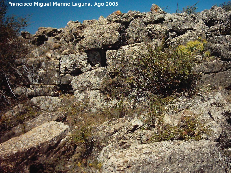 Castil Griegos - Castil Griegos. Murallas