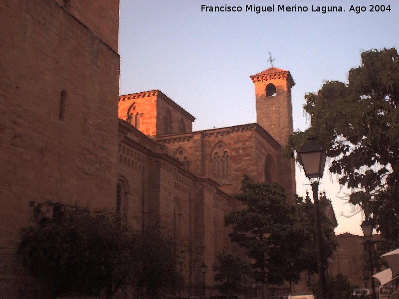 Catedral de Sigenza - Catedral de Sigenza. Fachada del Mercado