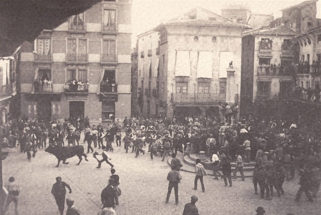 Plaza Carlos Castel - Plaza Carlos Castel. Foto antigua