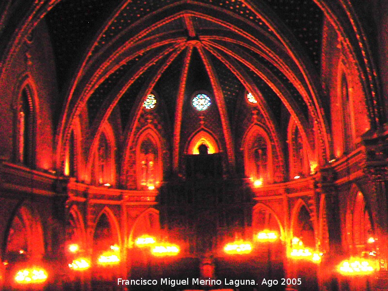 Iglesia de San Pedro - Iglesia de San Pedro. Interior