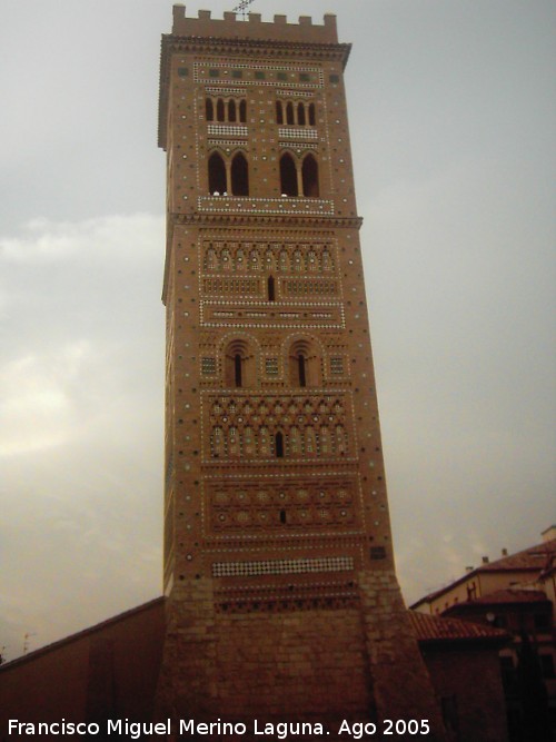 Iglesia de San Martn - Iglesia de San Martn. 