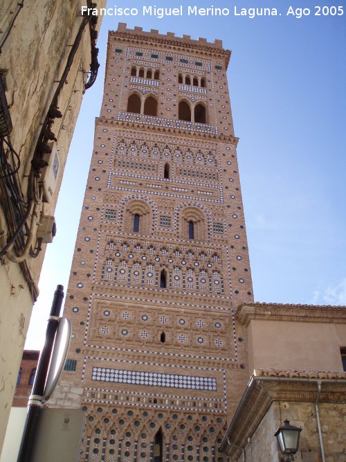 Iglesia de San Martn - Iglesia de San Martn. 