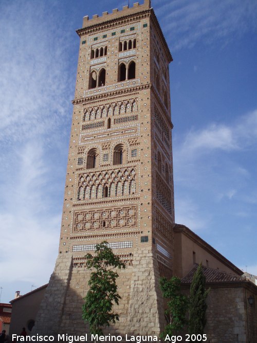 Iglesia de San Martn - Iglesia de San Martn. 