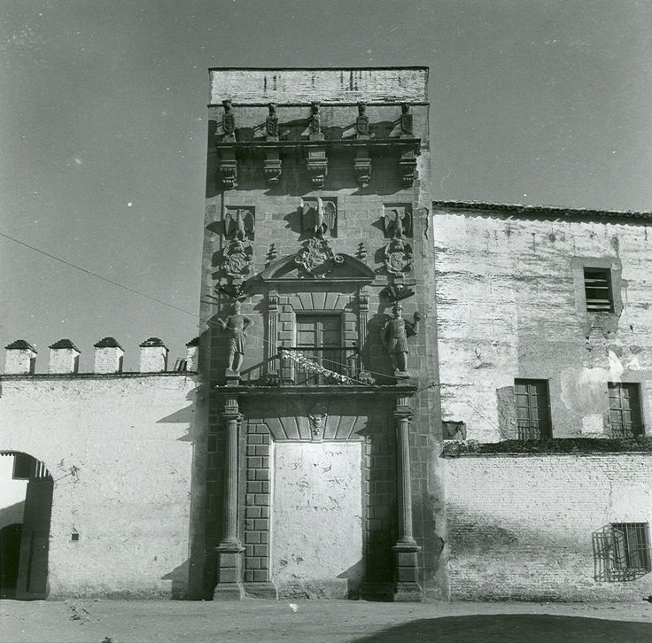 Palacio de los Nios de Don Gome - Palacio de los Nios de Don Gome. Foto antigua