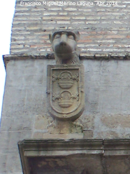 Palacio de los Nios de Don Gome - Palacio de los Nios de Don Gome. Escudo de los Guzmn