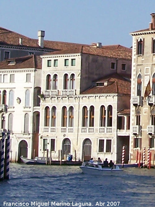 Palacio Giustinian Bernardo - Palacio Giustinian Bernardo. 