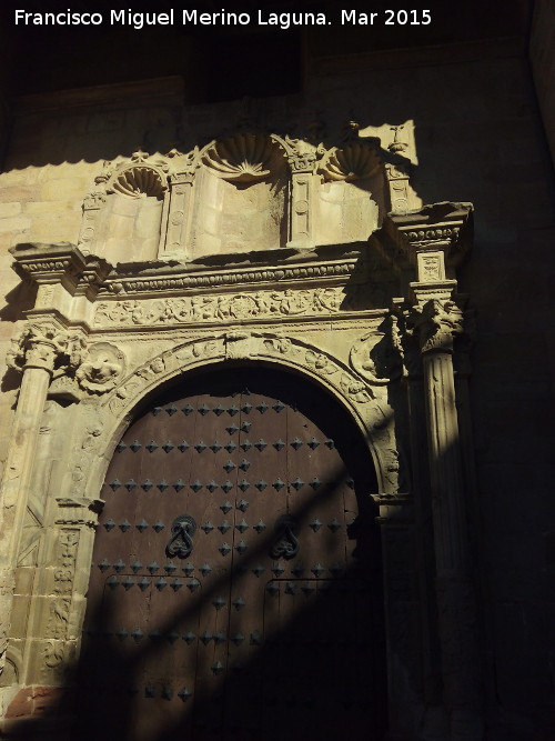 Iglesia de San Miguel - Iglesia de San Miguel. Portada