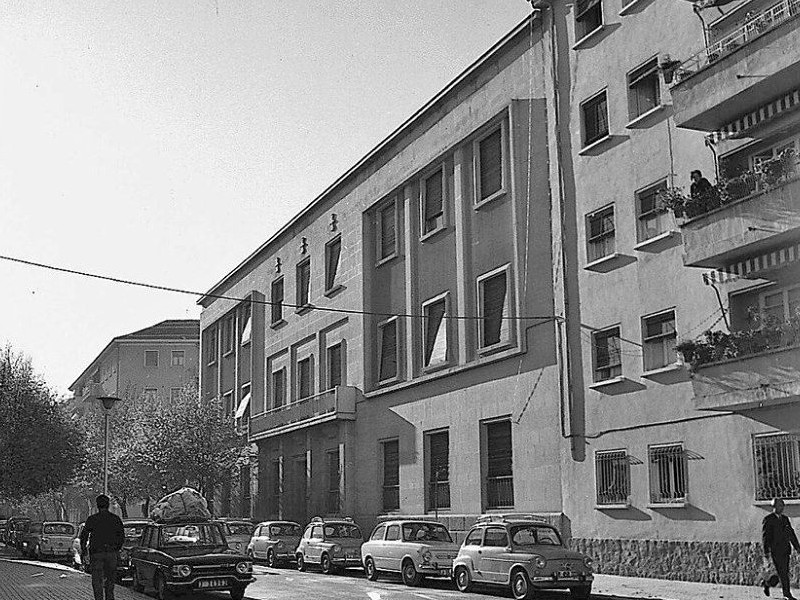 Edificio de la Polica Nacional - Edificio de la Polica Nacional. Foto antigua