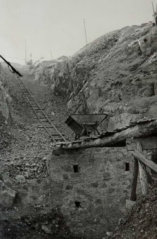 Pantano del Guadaln - Pantano del Guadaln. Foto antigua. construccin de la presa