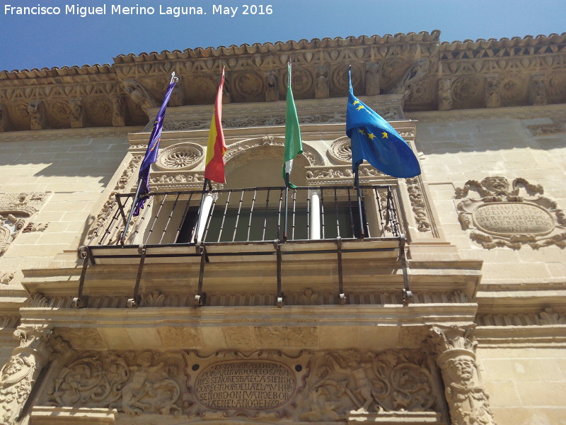 Ayuntamiento de Baeza - Ayuntamiento de Baeza. Balcn de la Puerta de la Justicia