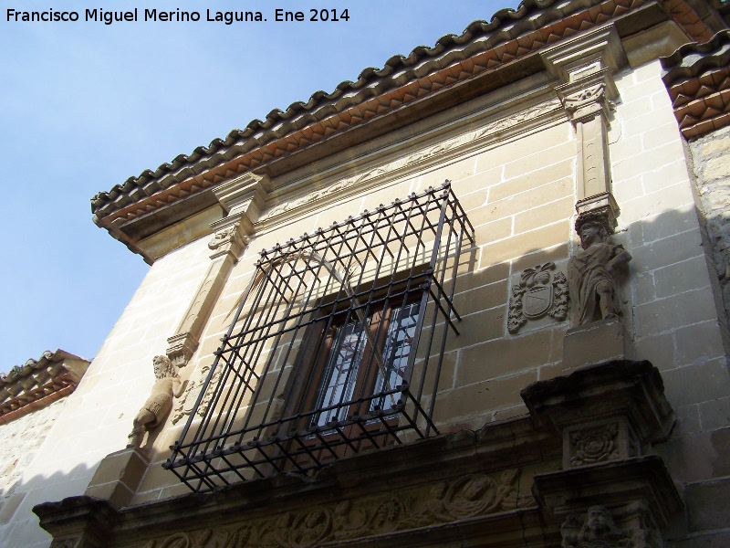 Casa de Los Avils - Casa de Los Avils. Ventana