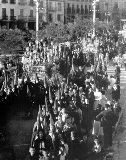 Semana Santa de Baeza - Semana Santa de Baeza. Oracion en el Huerto. Colunna y Humildada 1935-36