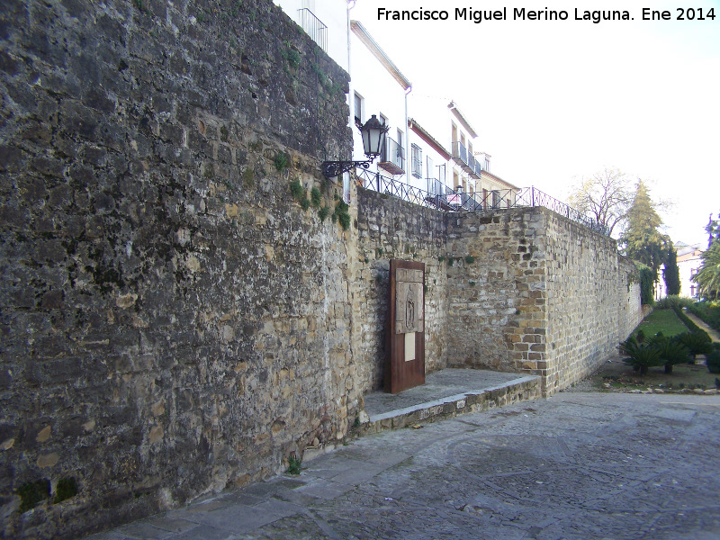 Muralla de Baeza - Muralla de Baeza. Murallas del Paseo Antonio Machado