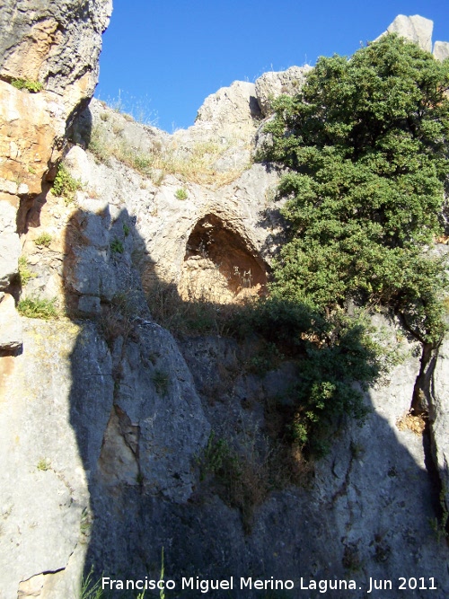 Pinturas rupestres de la Pea del Gorrin IV - Pinturas rupestres de la Pea del Gorrin IV. Cueva