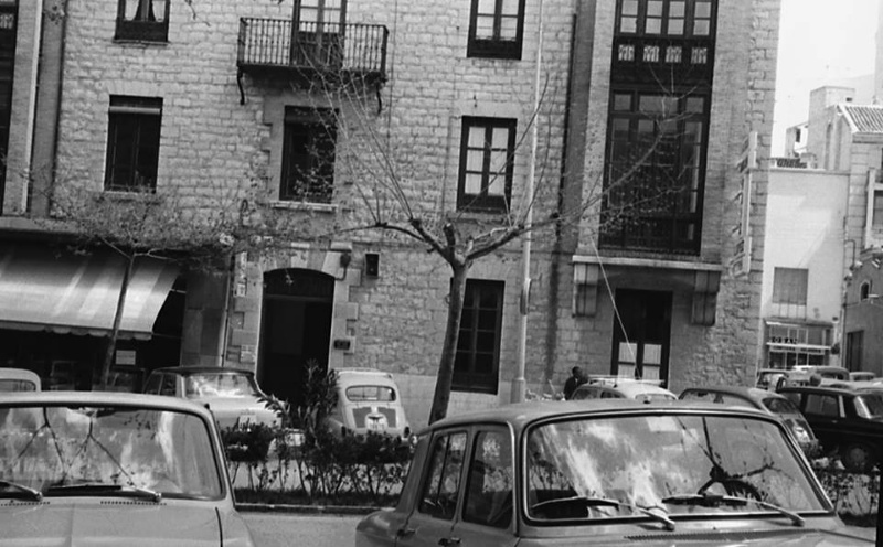 Edificio del Paseo de la Estacin n 8 - Edificio del Paseo de la Estacin n 8. Foto antigua