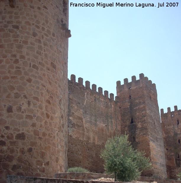 Castillo de Baos de la Encina - Castillo de Baos de la Encina. 