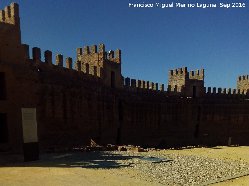 Castillo de Baos de la Encina - Castillo de Baos de la Encina. Aljibe