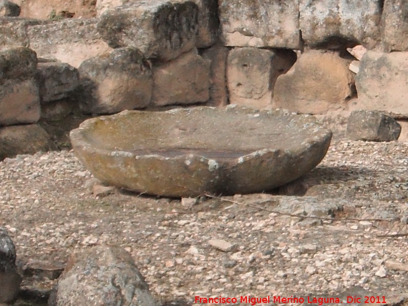 Cstulo. Casa del Olivar - Cstulo. Casa del Olivar. Fuente