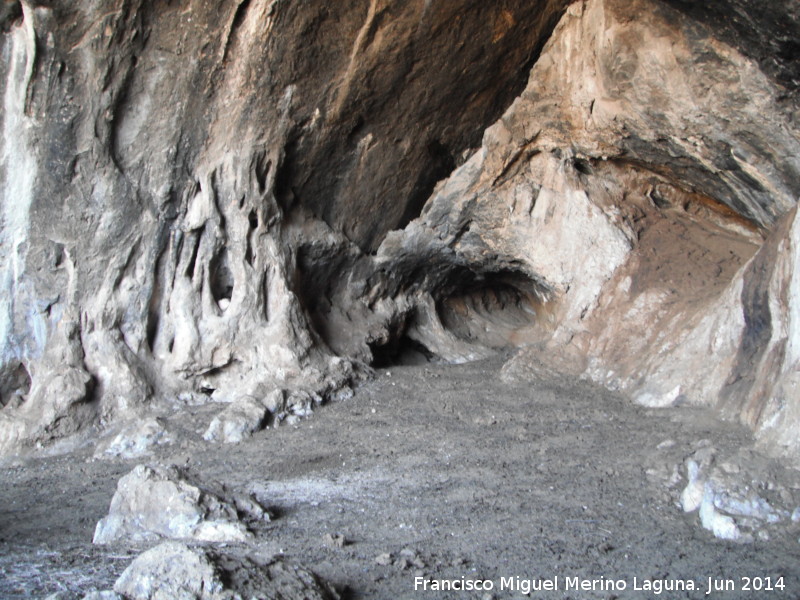 Cueva Cabrera - Cueva Cabrera. Interior