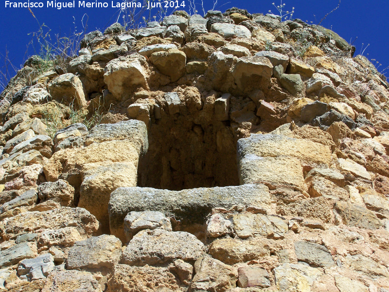 Torren de la Cogolla - Torren de la Cogolla. Puerta de acceso