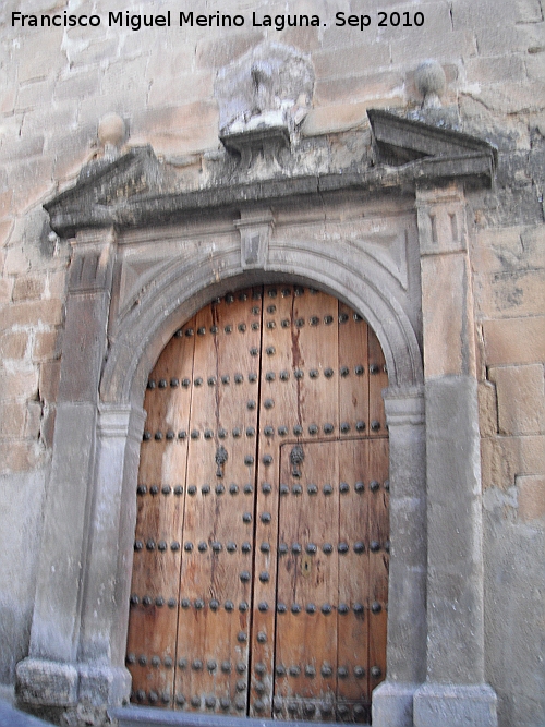 Iglesia de San Pedro Apstol - Iglesia de San Pedro Apstol. Portada izquierda