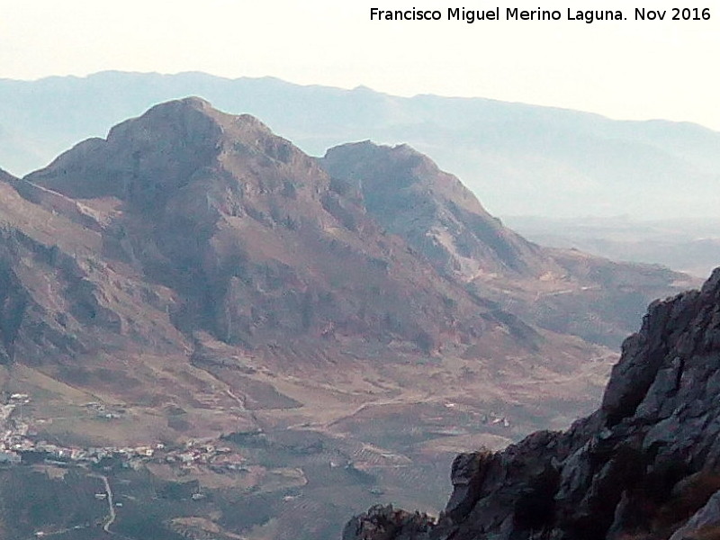 Cerro Alto de la Serrezuela - Cerro Alto de la Serrezuela. Desde el Aznaitn