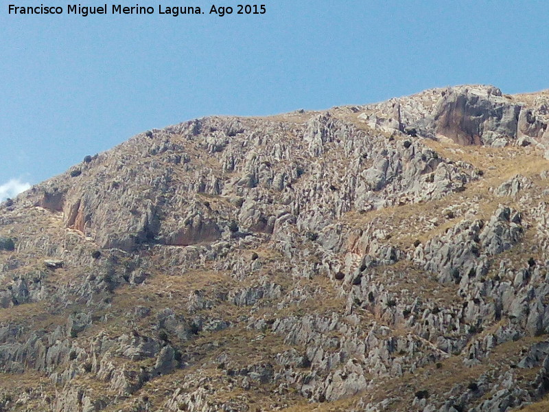 Cerro Alto de la Serrezuela - Cerro Alto de la Serrezuela. Abrigos