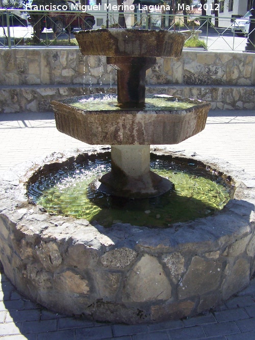 Fuente de la Avenida de Hutar - Fuente de la Avenida de Hutar. 