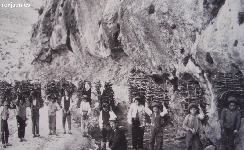 Historia de Cazorla - Historia de Cazorla. Nios costilleros 1919