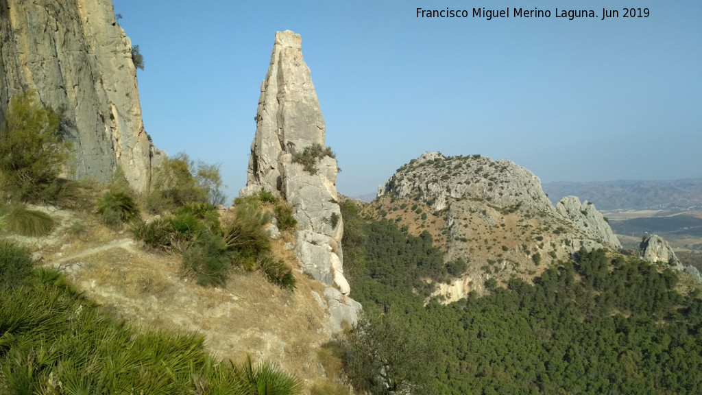 Las Pedreras - Las Pedreras. Pico de las Escaleras rabes y el Cerro de los Hornos